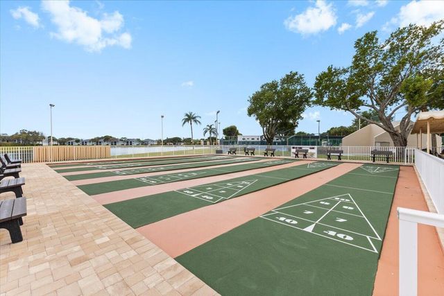 15492 Lakes Of Delray Boulevard 203, Delray Beach, FL 33484