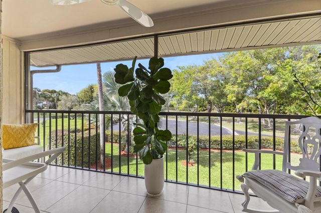 15492 Lakes Of Delray Boulevard 203, Delray Beach, FL 33484