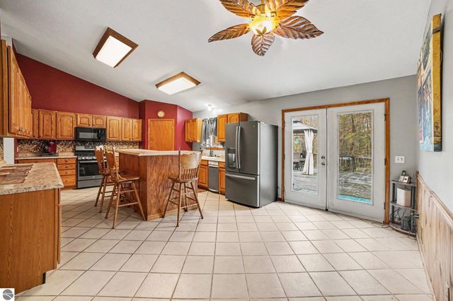 5955 Birchwood Trail, Lake, MI 48632