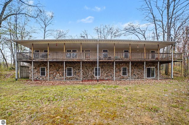 5955 Birchwood Trail, Lake, MI 48632