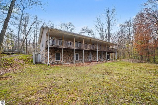 5955 Birchwood Trail, Lake, MI 48632
