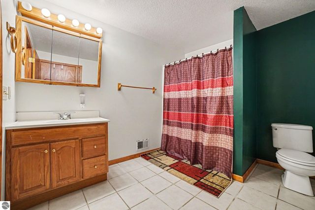 5955 Birchwood Trail, Lake, MI 48632