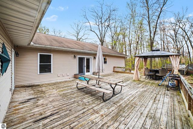 5955 Birchwood Trail, Lake, MI 48632