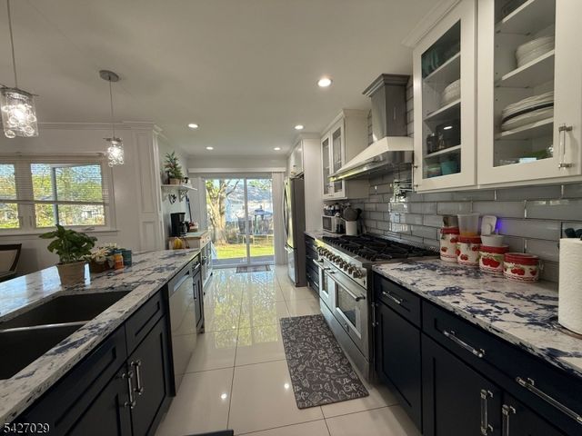 5 Appleman Rd, Franklin Twp., NJ 08873