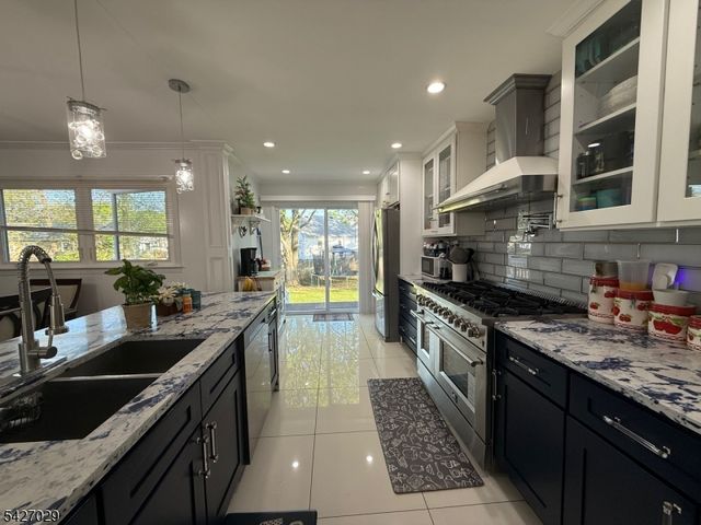 5 Appleman Rd, Franklin Twp., NJ 08873