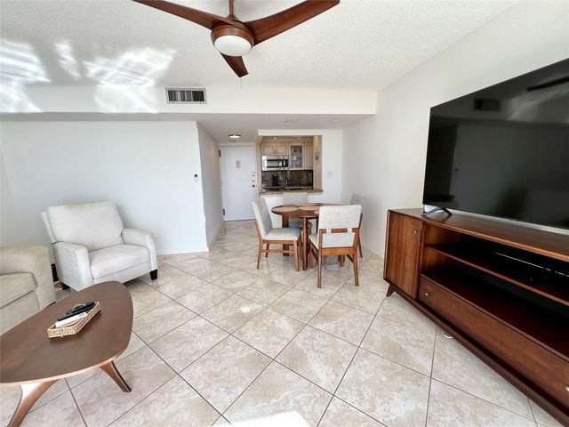 111 Briny Avenue 1908, Pompano Beach, FL 33062