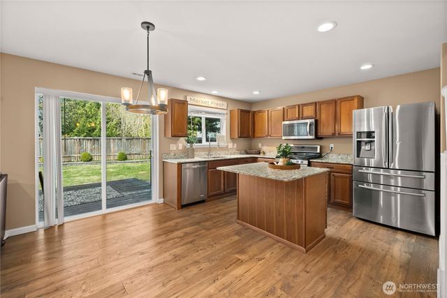 19738 99th Street Ct E, Bonney Lake, WA 98931