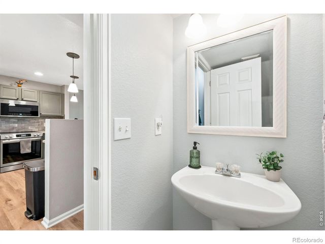 4008 Three Bridges Court, Loveland, CO 80538
