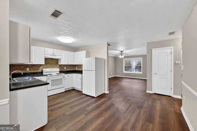 7156 Bowie Drive, Lithonia, GA 30038