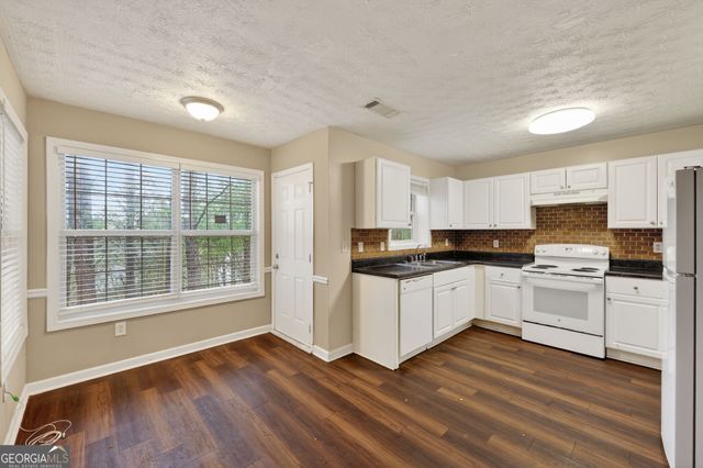 7156 Bowie Drive, Lithonia, GA 30038