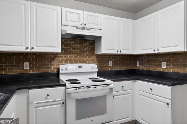 7156 Bowie Drive, Lithonia, GA 30038