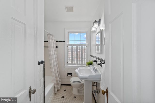 308 GREENLOW RD, Catonsville, MD 21228