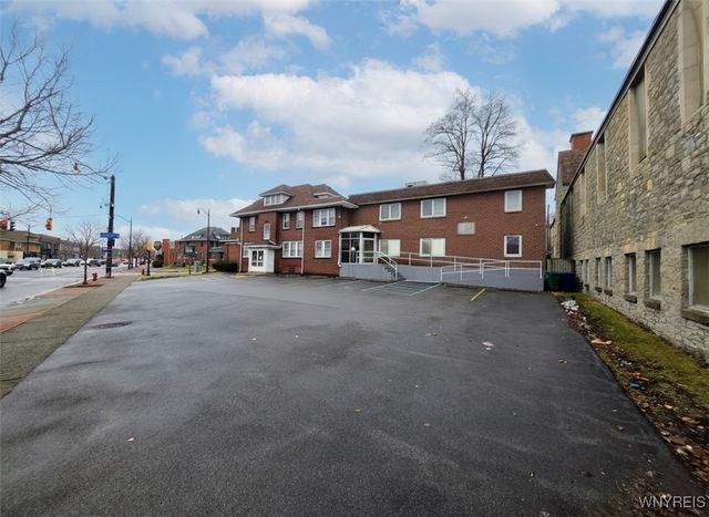 3125 Main Street, Buffalo, NY 14214