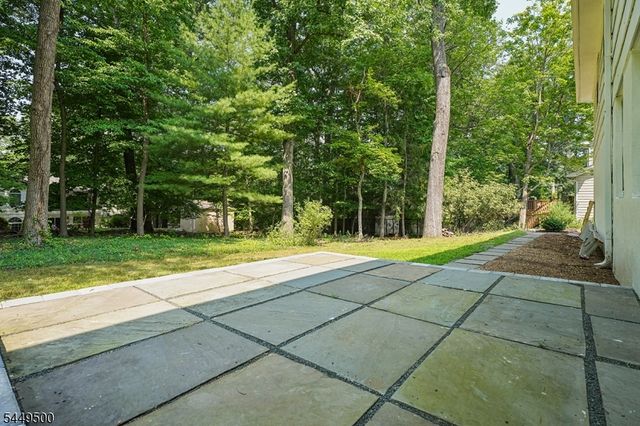 50 STONERIDGE ROAD, New Providence Boro, NJ 07901
