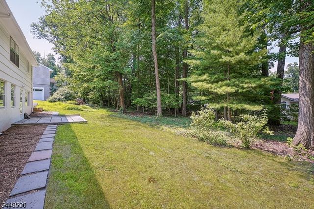 50 STONERIDGE ROAD, New Providence Boro, NJ 07901