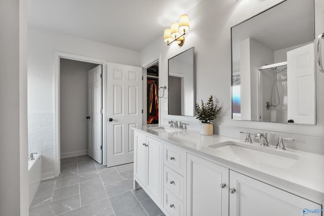 124 Dartford Drive, Madison, AL 35756