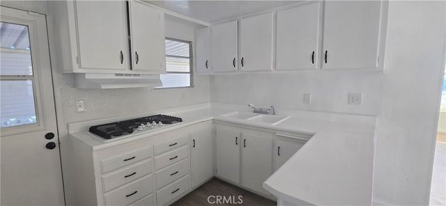 220 San Carlos Drive, Hemet, CA 92543