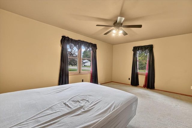 1223 Alpine Drive, Janesville, WI 53546
