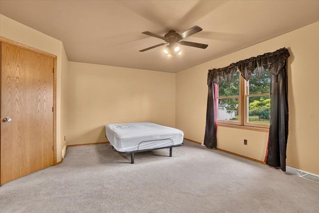 1223 Alpine Drive, Janesville, WI 53546