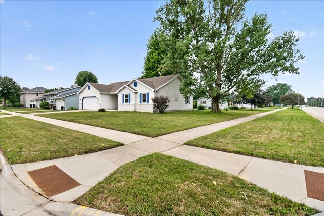 1223 Alpine Drive, Janesville, WI 53546