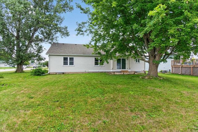 1223 Alpine Drive, Janesville, WI 53546