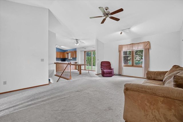 1223 Alpine Drive, Janesville, WI 53546