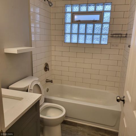 2308 16th Avenue E, North Saint Paul, MN 55109