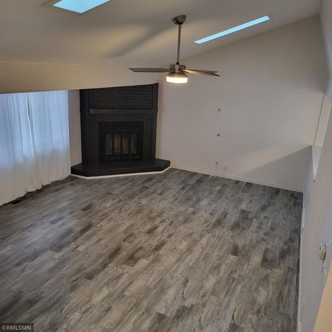 2308 16th Avenue E, North Saint Paul, MN 55109