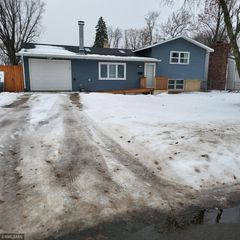 2308 16th Avenue E, North Saint Paul, MN 55109