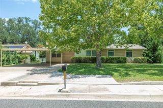 4010 Austin Avenue, Brownwood, TX 76801