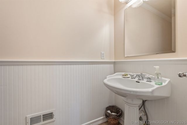 13849 S 273rd East Avenue, Coweta, OK 74429