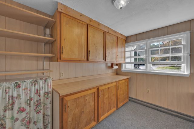 401 Cross St, Boylston, MA 01505