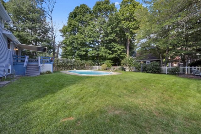 401 Cross St, Boylston, MA 01505