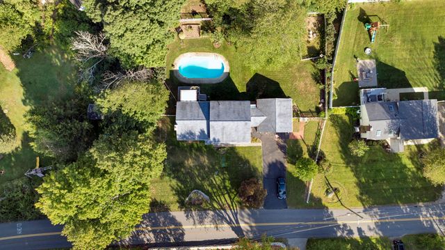 401 Cross St, Boylston, MA 01505