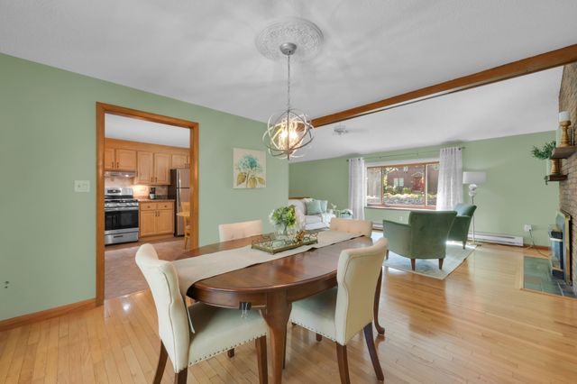 401 Cross St, Boylston, MA 01505