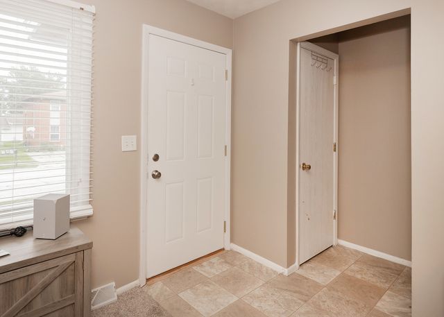 100 W Spring Street, Eldridge, IA 52748