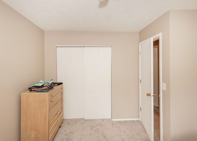 100 W Spring Street, Eldridge, IA 52748
