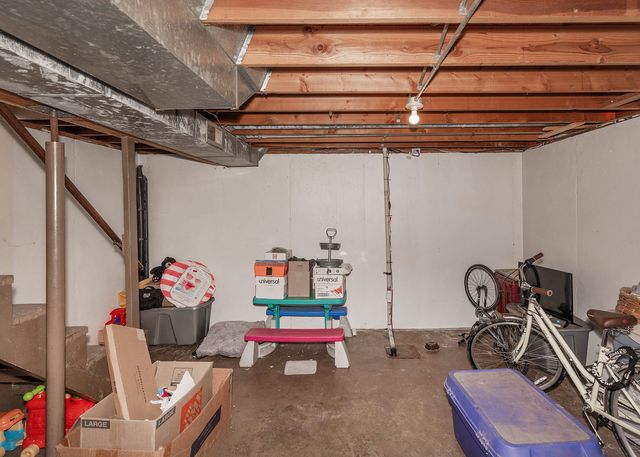 100 W Spring Street, Eldridge, IA 52748