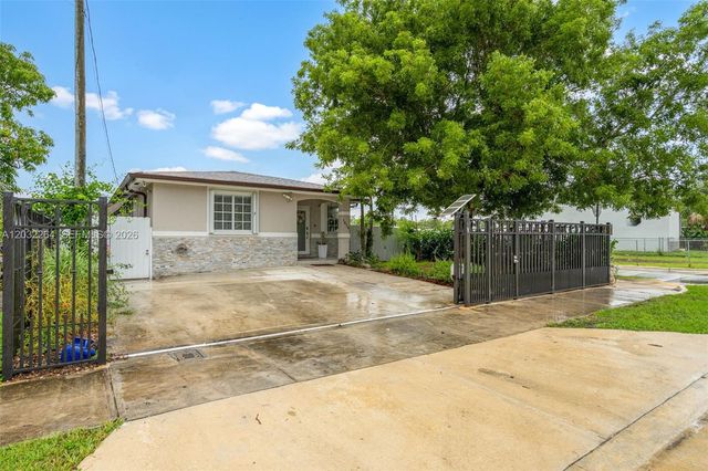 1430 NW 5th Ave, Florida City, FL 33034