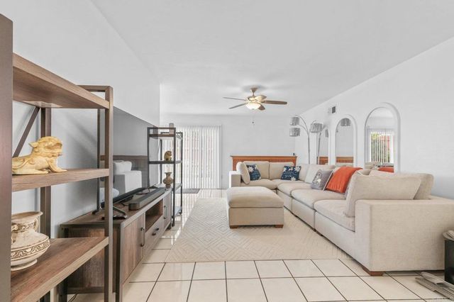 7425 Alsacia St, San Diego, CA 92139