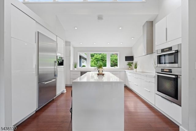 67 Wertsville Rd, Hillsborough Twp., NJ 08844