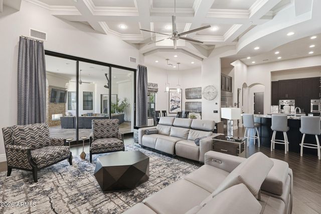 525 W HARMONY Place, Chandler, AZ 85248