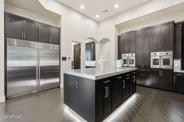 525 W HARMONY Place, Chandler, AZ 85248