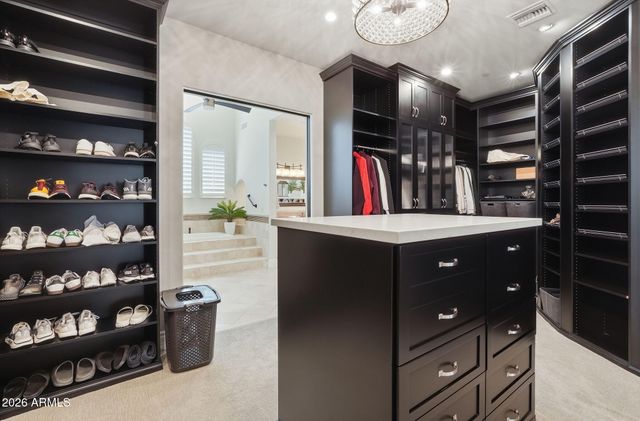 525 W HARMONY Place, Chandler, AZ 85248