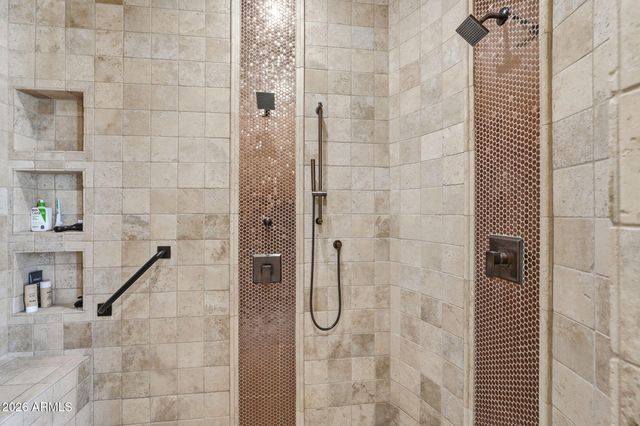 525 W HARMONY Place, Chandler, AZ 85248