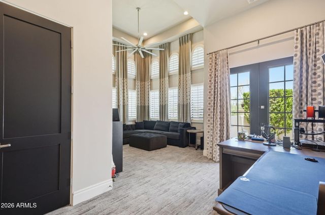 525 W HARMONY Place, Chandler, AZ 85248