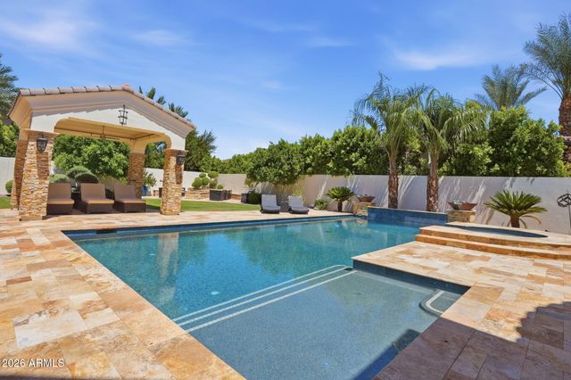 525 W HARMONY Place, Chandler, AZ 85248