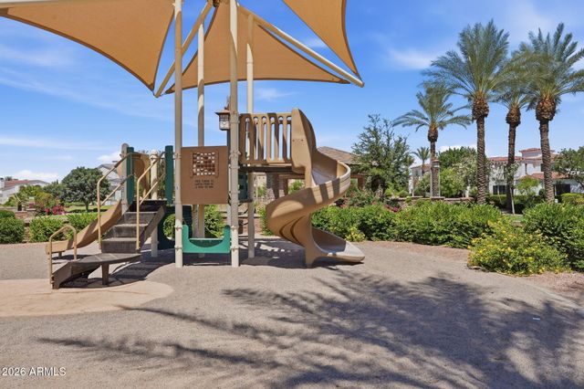 525 W HARMONY Place, Chandler, AZ 85248