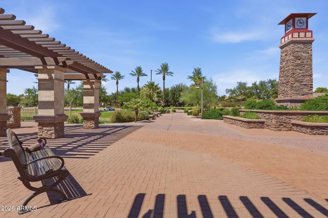 525 W HARMONY Place, Chandler, AZ 85248