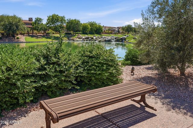 525 W HARMONY Place, Chandler, AZ 85248
